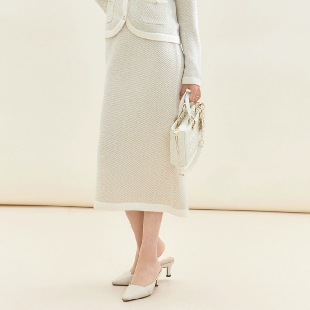 Office lady 💯 % wool skirt